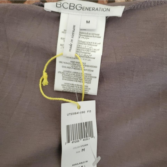 🆕🎁BCBGeneration Gray Black Hi Lo Faux Leather Sleeve - Picture 3 of 6